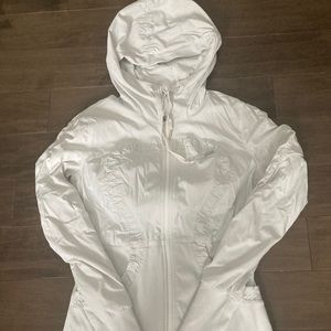 Lululemon Dance Studio Jacket Sz 6- white